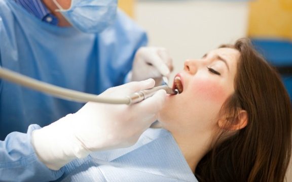 Teeth caused migraine center in Verona